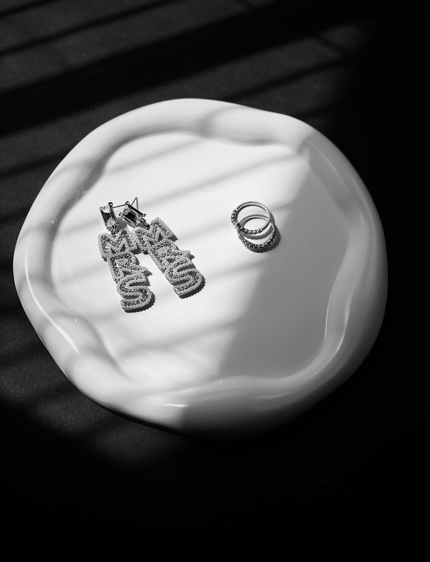 Minimalist Irregular Cloud Trinket Tray Circular