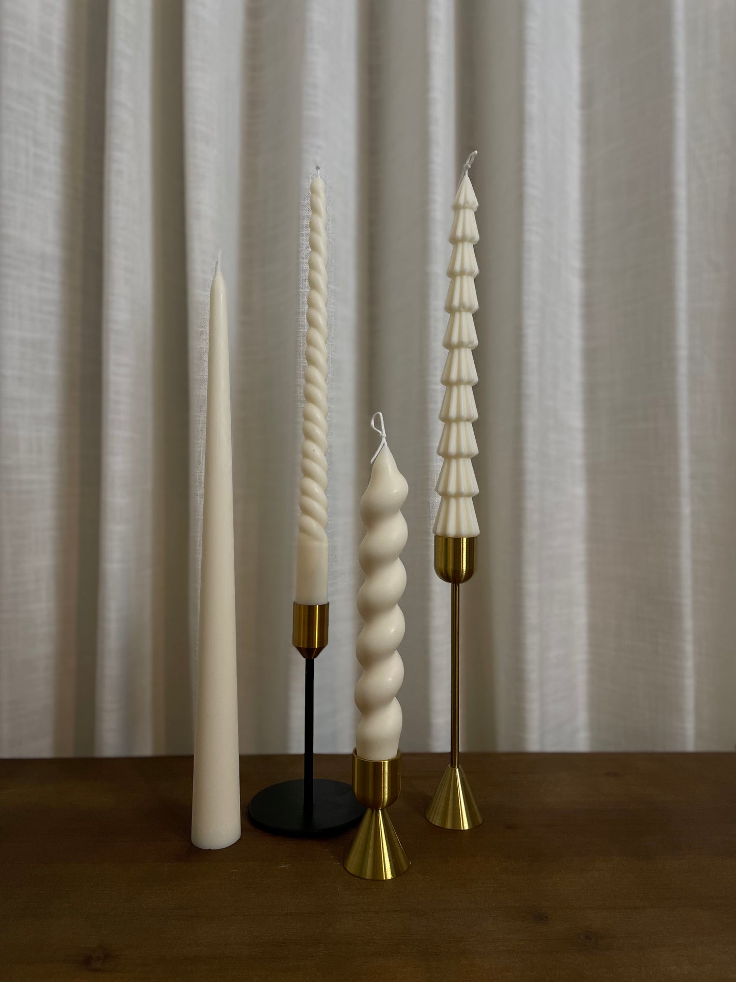 Taper Twist short Candle